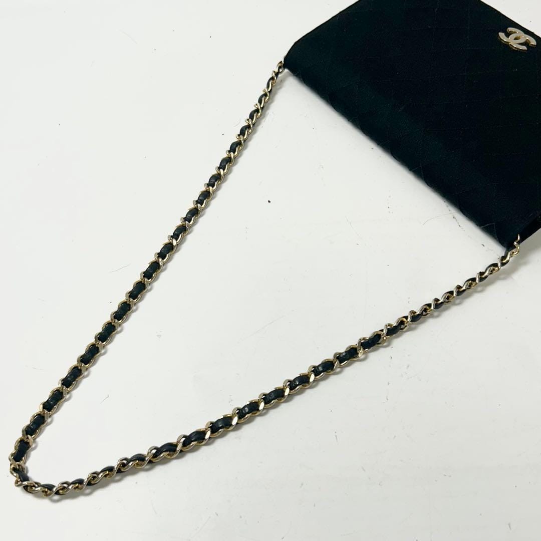 Chanel Matelassé Schultertasche 5