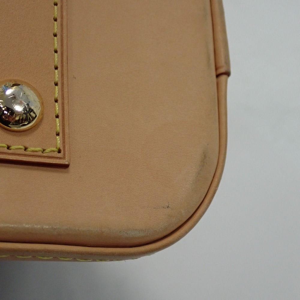 Louis Vuitton Alma BB 9